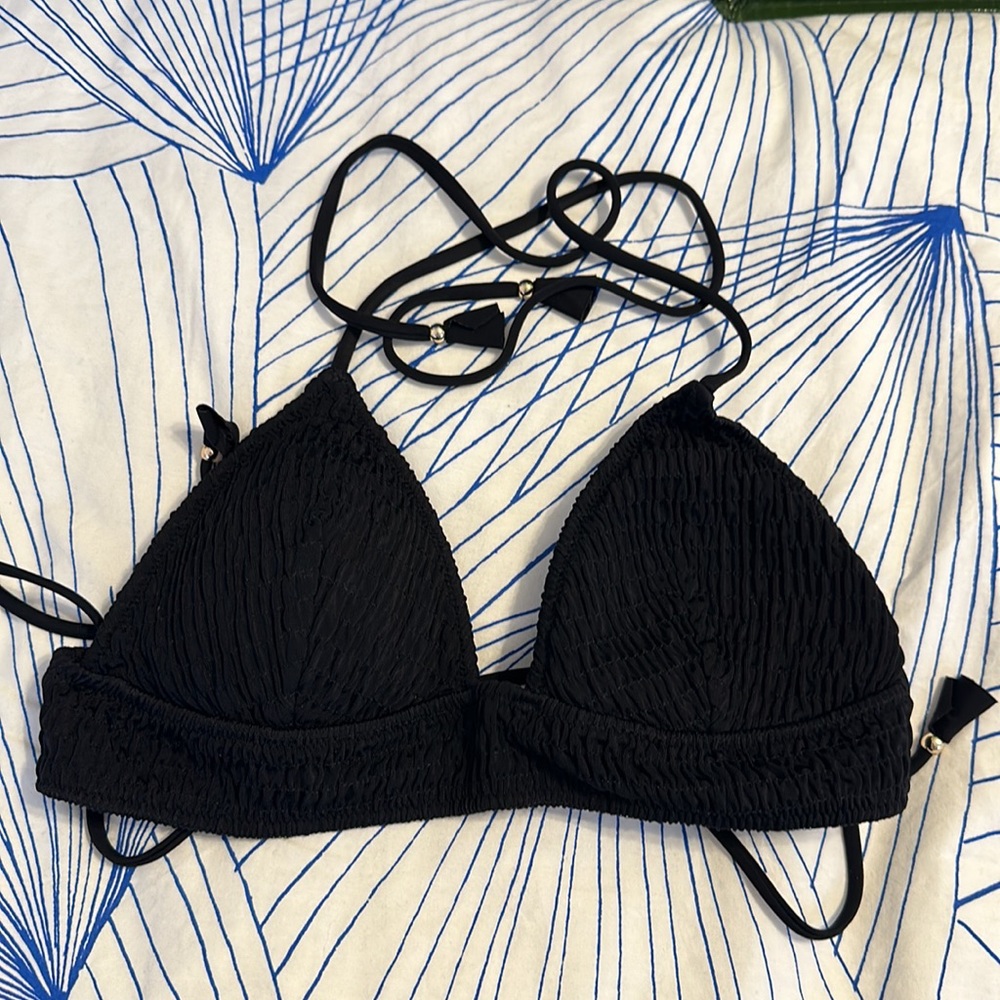 Victoria’s Secret bikini top